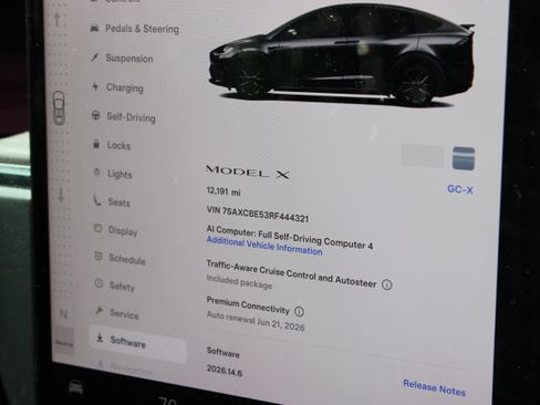 Used 2024 Tesla Model X AWD/4WD image 13