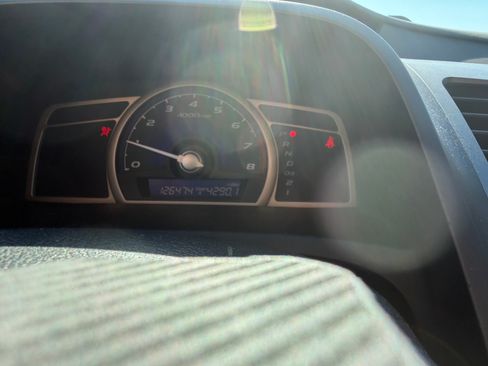 Used 2010 Honda Civic LX image 13