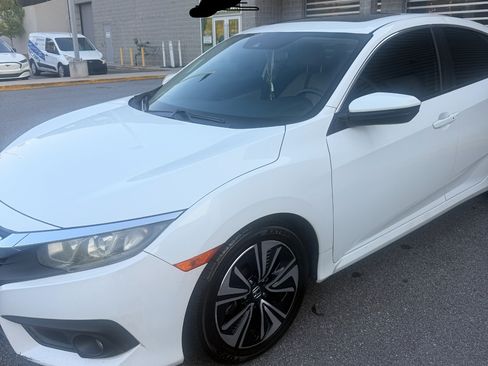 Used 2016 Honda Civic EX-L image 1