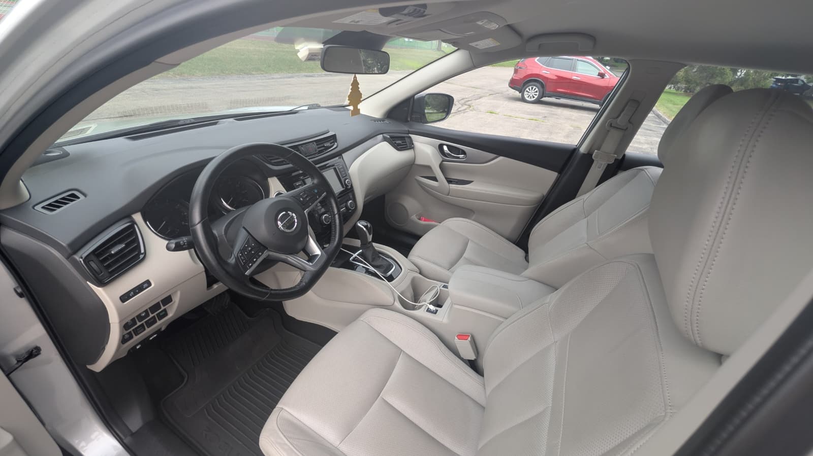 Used 2020 Nissan Rogue Sport SL AWD/4WD image 8