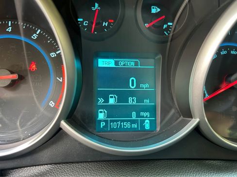 Used 2014 Chevrolet Cruze LT w/ Technology Package image 10