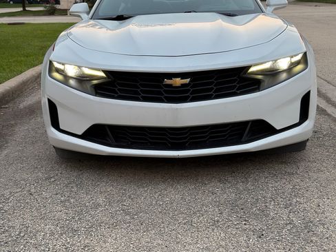 Used 2019 Chevrolet Camaro LT RWD image 10