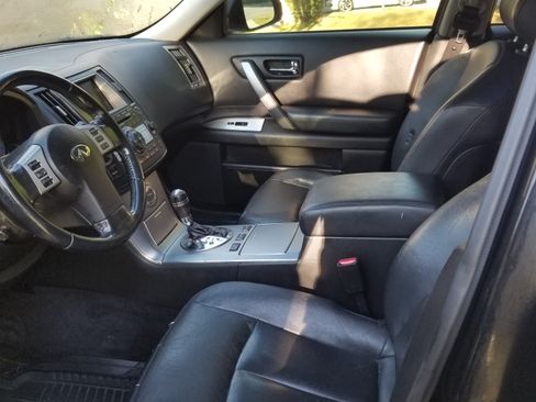 Used 2006 INFINITI FX35 35 Sport Utility 4D image 16