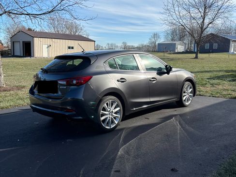 Used 2017 MAZDA MAZDA3 Touring image 1