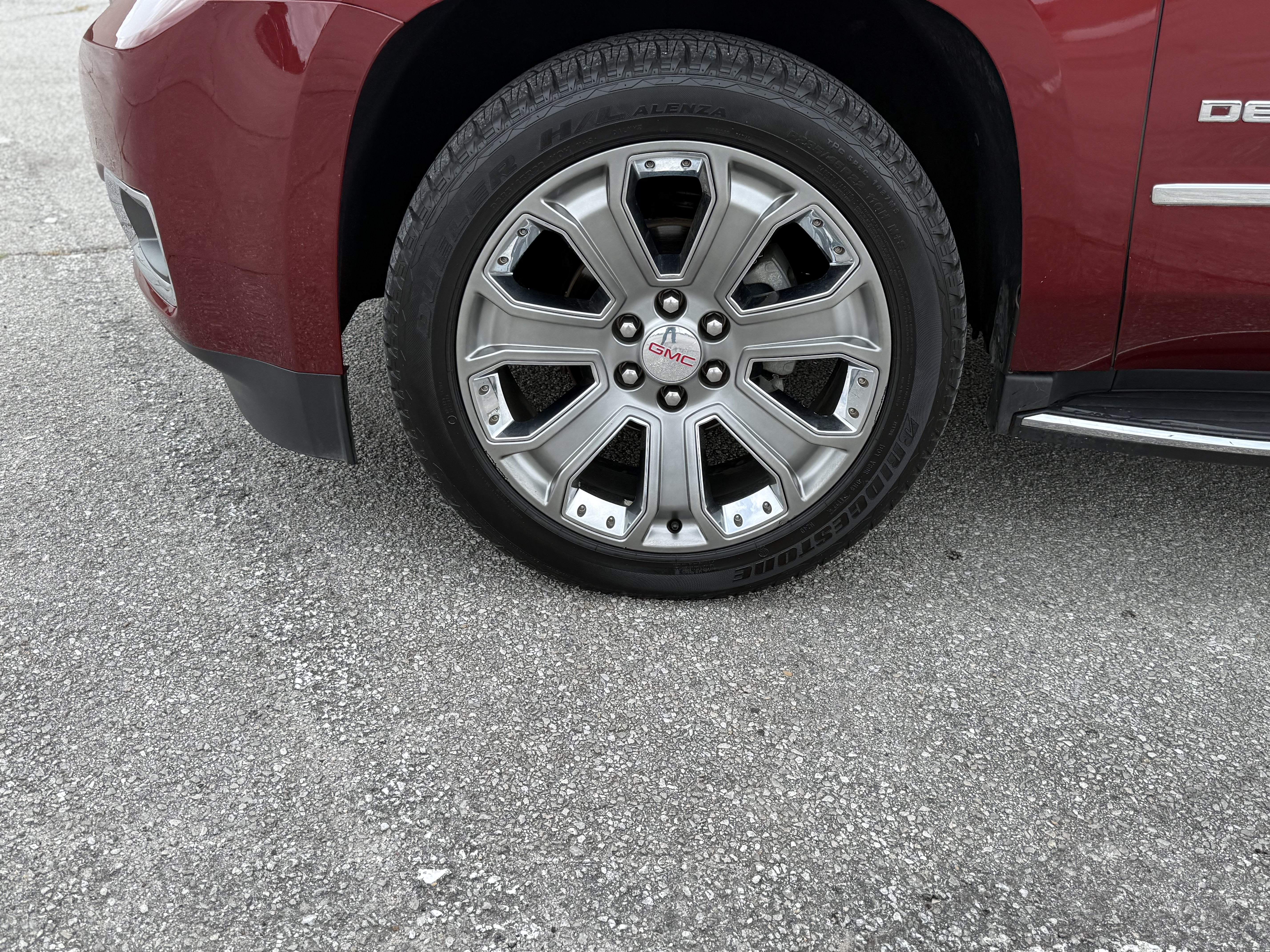 Used 2017 GMC Yukon Denali RWD image 22