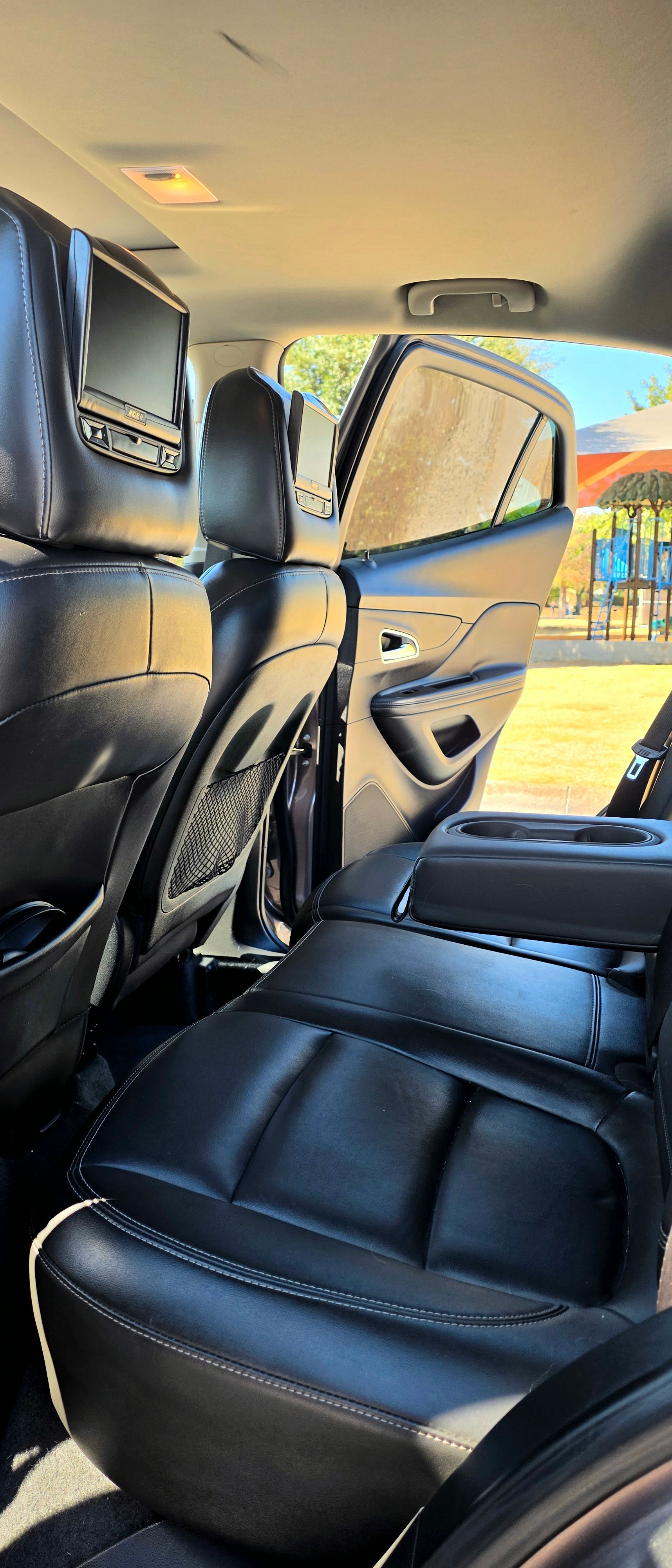 Used 2015 Buick Encore Premium w/ Experience Buick Package FWD image 18