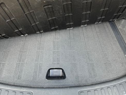 Used 2016 Land Rover Discovery Sport SE AWD/4WD image 20