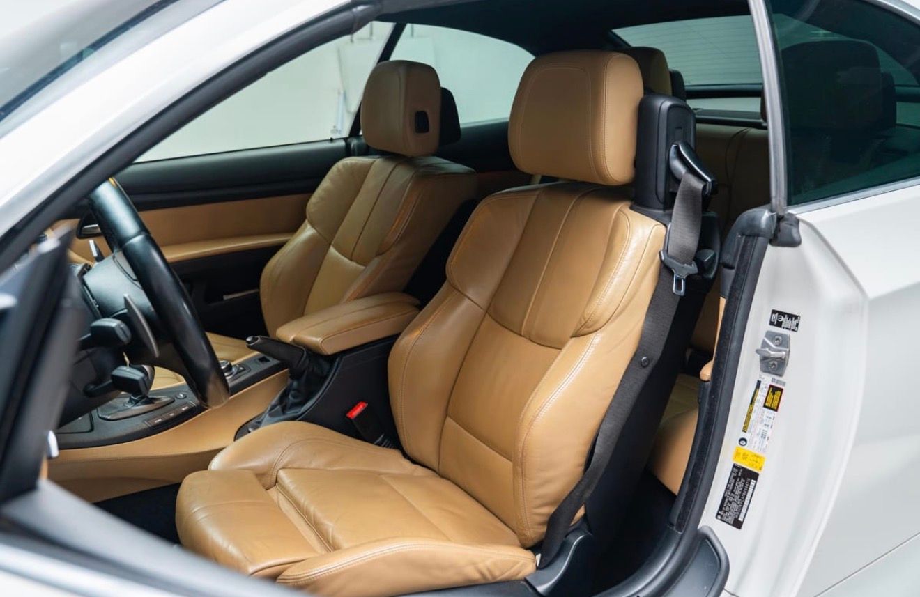 Used 2011 BMW M3 Convertible RWD image 13