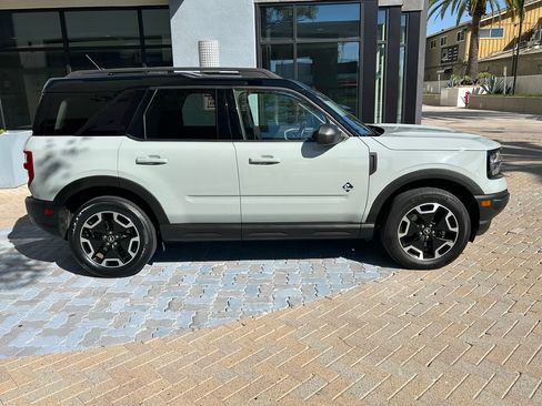 Used 2021 Ford Bronco Sport Outer Banks image 5