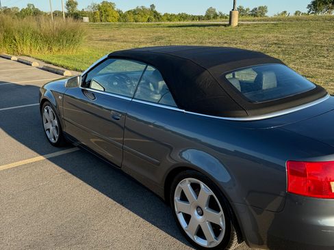 Used 2004 Audi S4 Quattro Cabriolet 2D image 9