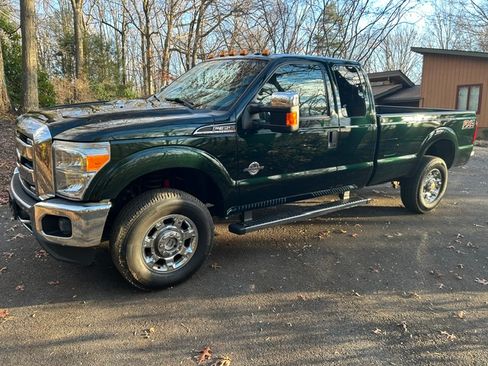 Used 2013 Ford F350 XLT w/ XLT Premium Pkg AWD/4WD image 2