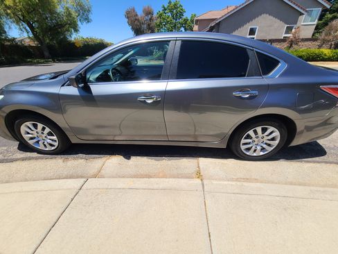 Used 2015 Nissan Altima 2.5 S w/ Power Driver Seat Package image 5