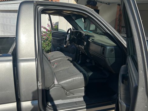 Used 2007 Chevrolet Silverado 1500 W/T image 10