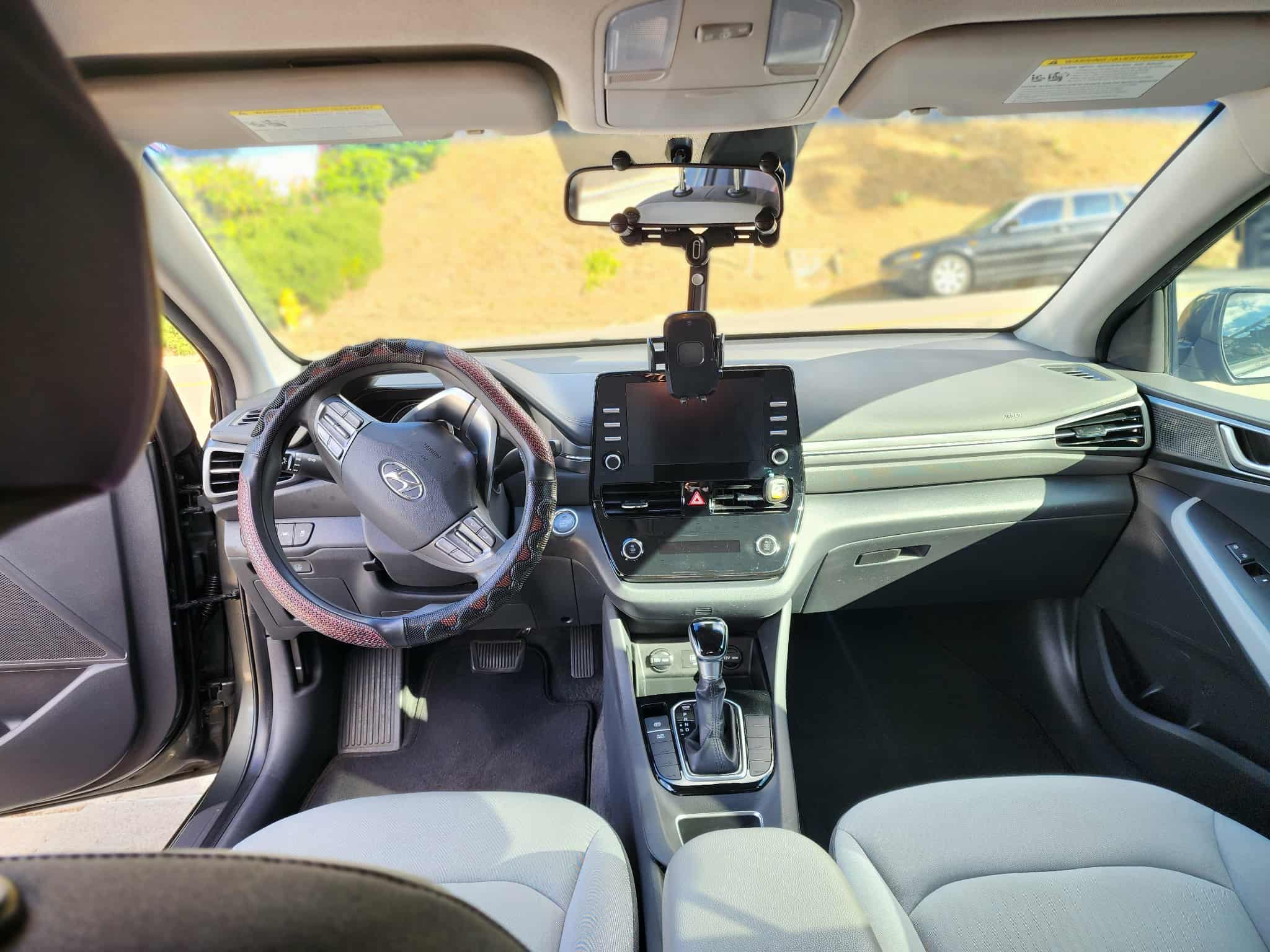 Used 2022 Hyundai Ioniq Blue FWD image 4