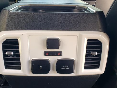 Used 2019 Ford F250 Lariat w/ Lariat Ultimate Package AWD/4WD image 16