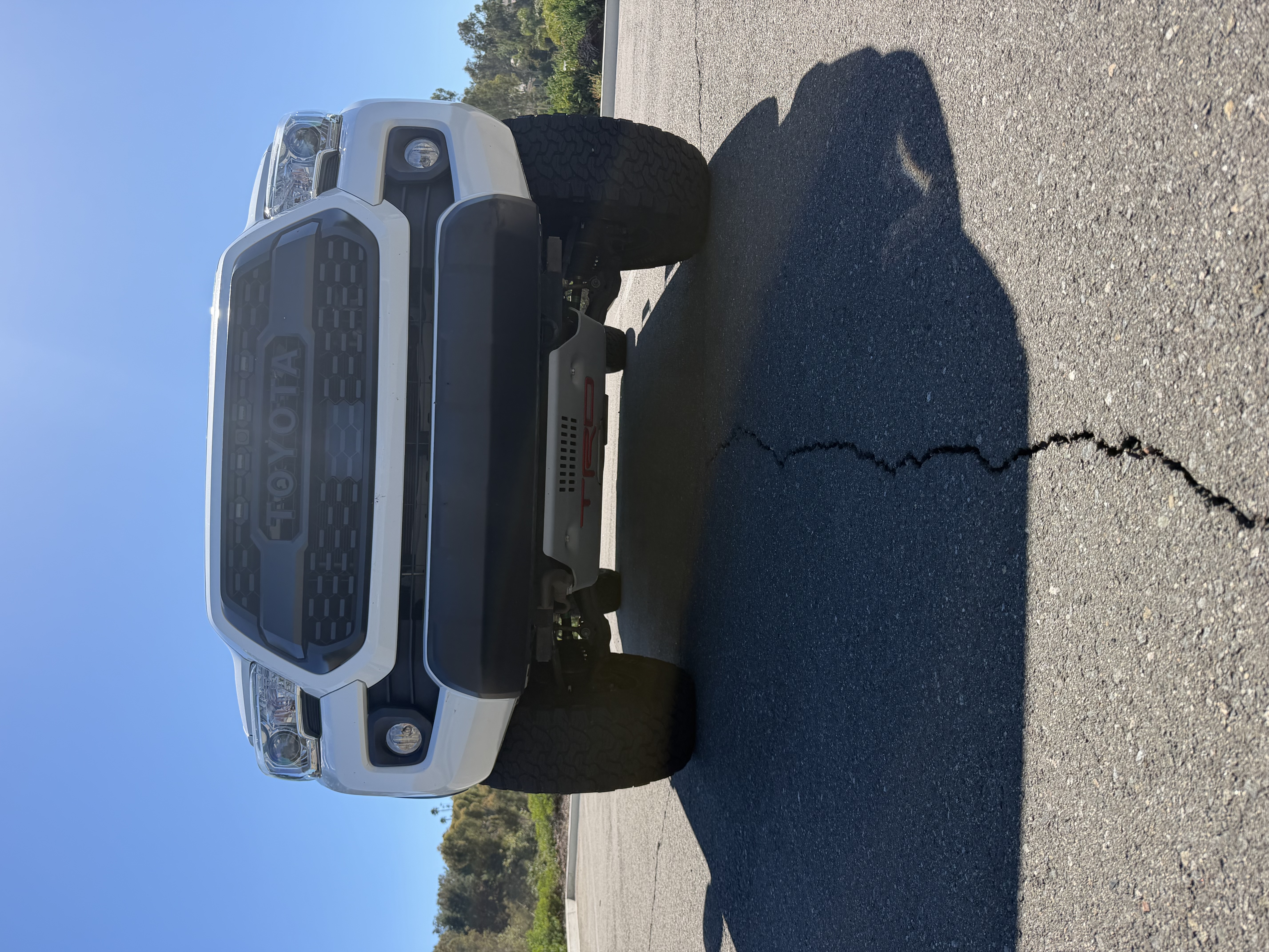 Used 2021 Toyota Tacoma TRD Off-Road w/ Technology Package AWD/4WD image 9