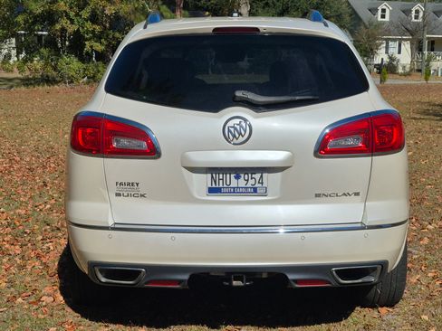 Used 2014 Buick Enclave Premium image 5