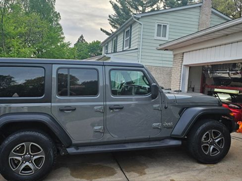 Used 2018 Jeep Wrangler Unlimited Sport S AWD/4WD image 2