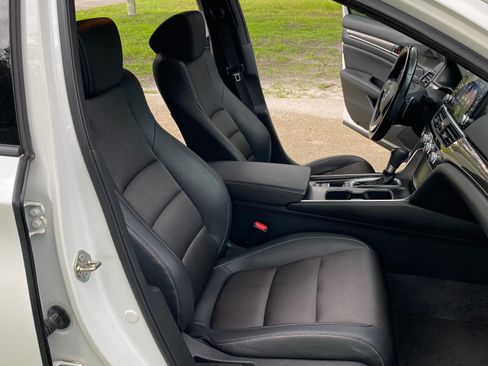 Used 2020 Honda Accord Sport image 14