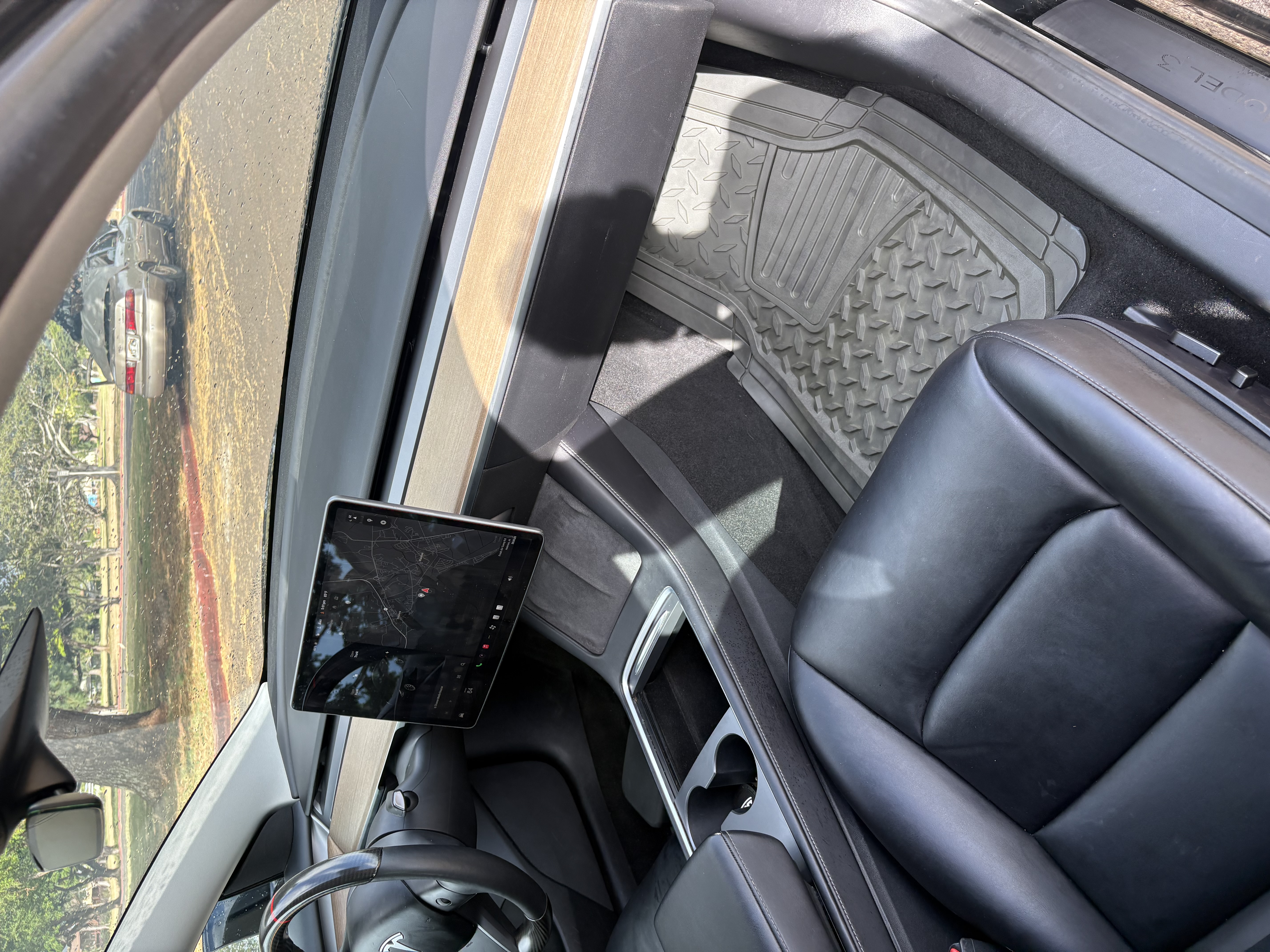 Used 2022 Tesla Model 3 Standard Range RWD image 9