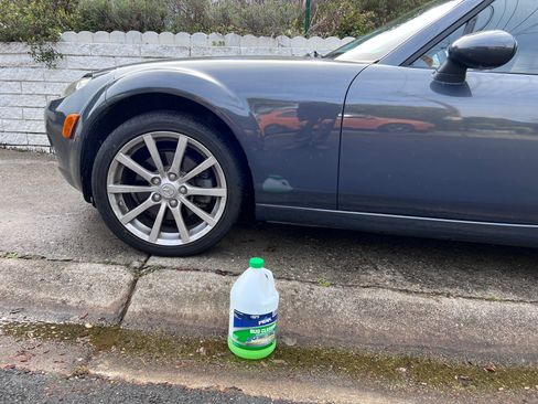 Used 2008 MAZDA MX-5 Miata Grand Touring w/ Premium Pkg image 11