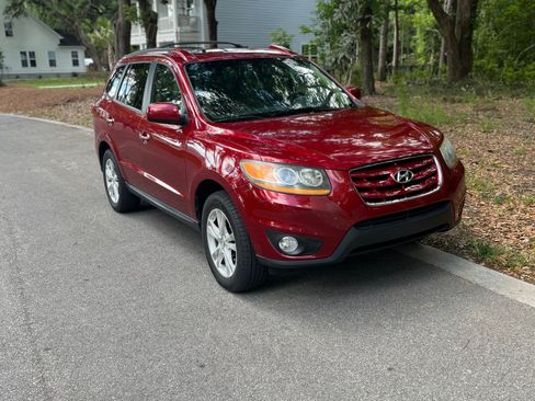Used 2011 Hyundai Santa Fe Limited w/ Navigation Pkg 4 AWD/4WD image 2