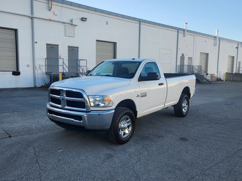 Used 2018 RAM 2500 Tradesman w/ Chrome Appearance Group image 2