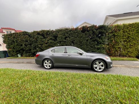 Used 2012 Lexus LS 460 w/ Luxury Value Edition image 4