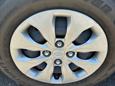 Used 2017 Hyundai Accent SE image 10