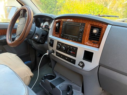 Used 2007 Dodge Ram 3500 Truck Laramie image 10