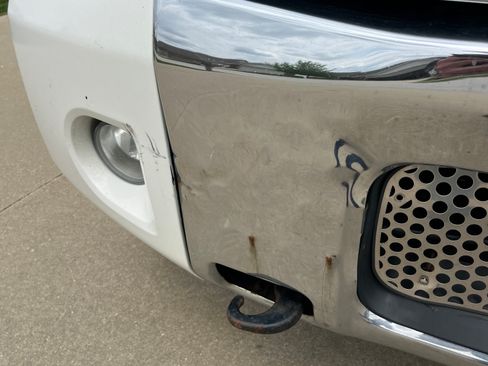 Used 2010 Nissan Titan XE AWD/4WD image 22