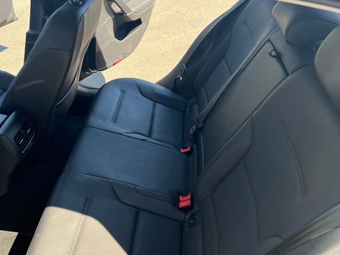 Used 2019 Volkswagen e-Golf SEL Premium image 20