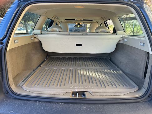 Used 2009 Volvo XC70 3.2 image 11