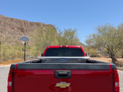 Used 2007 Chevrolet Silverado 3500 LTZ w/ EZ-Lift Tailgate Package AWD/4WD image 5