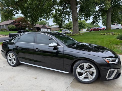 Used 2022 Audi S4 Premium Plus w/ Premium Plus Package AWD/4WD image 5