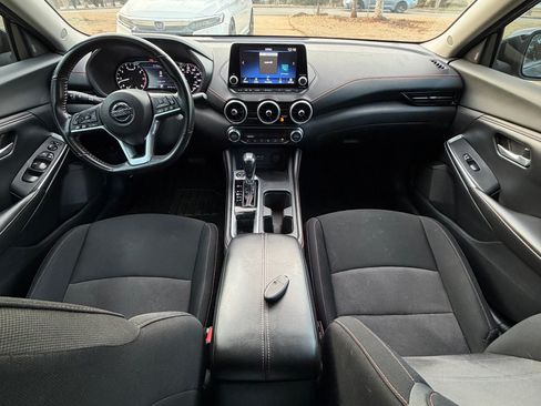 Used 2022 Nissan Sentra SR w/ Midnight Edition image 2