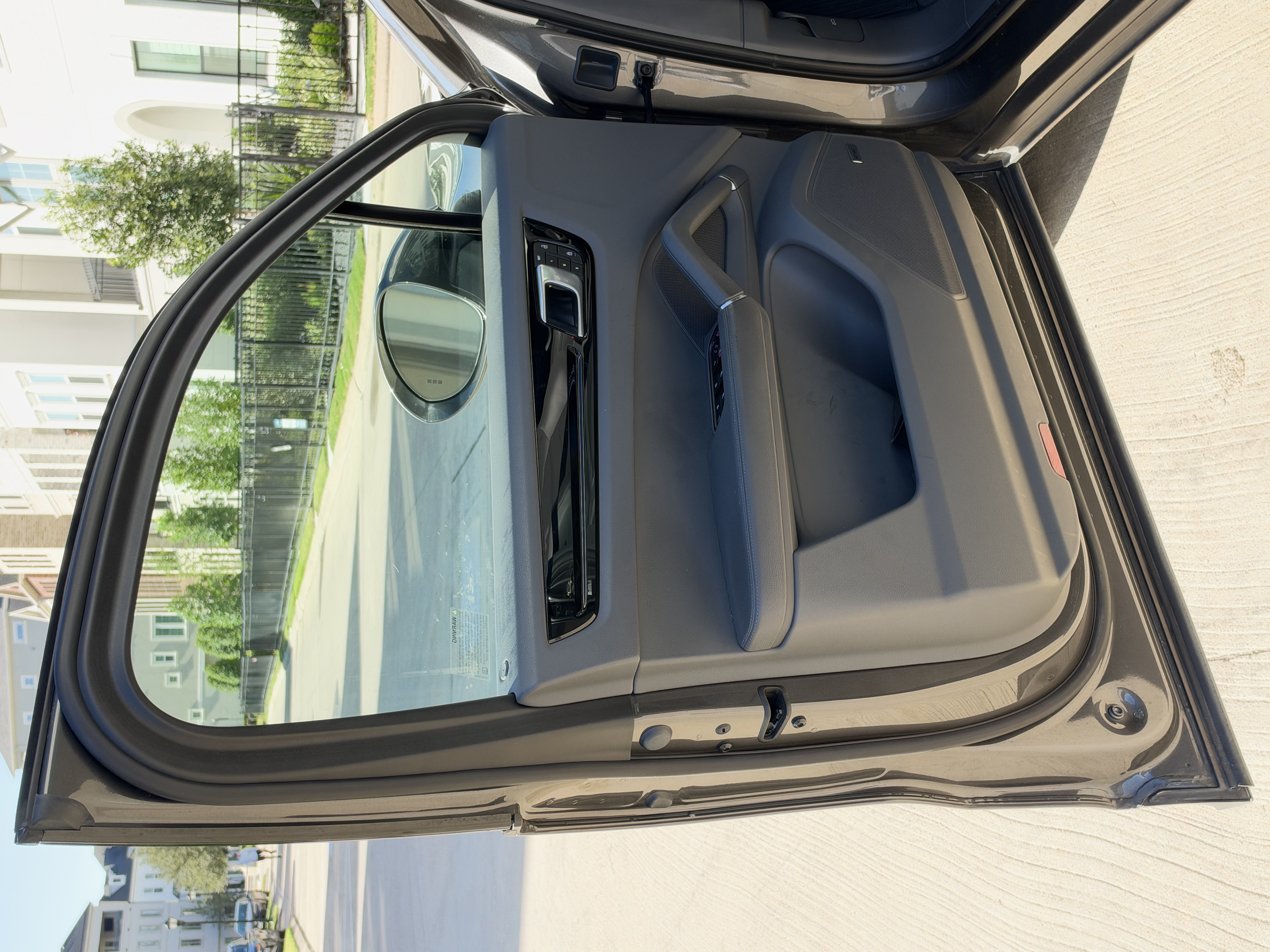 Used 2022 Porsche Cayenne AWD/4WD image 22