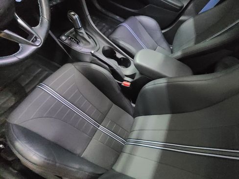 Used 2022 Hyundai Veloster N image 19