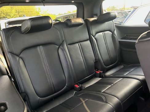 Used 2022 Jeep Wagoneer Series II image 6