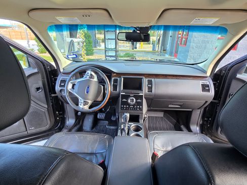 Used 2019 Ford Flex Limited w/ Equipment Group 301A image 9