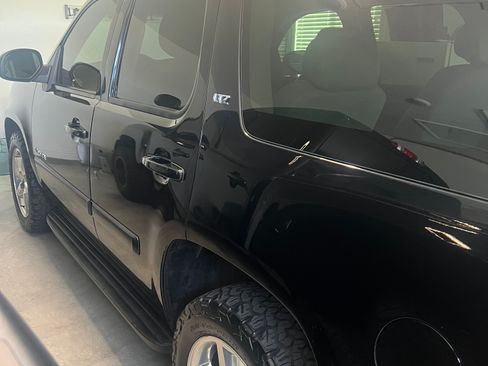 Used 2007 Chevrolet Tahoe LTZ w/ LTZ Preferred Equipment Group image 5