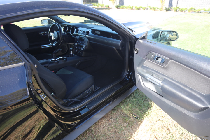 Used 2016 Ford Mustang GT w/ GT Performance Package RWD image 16