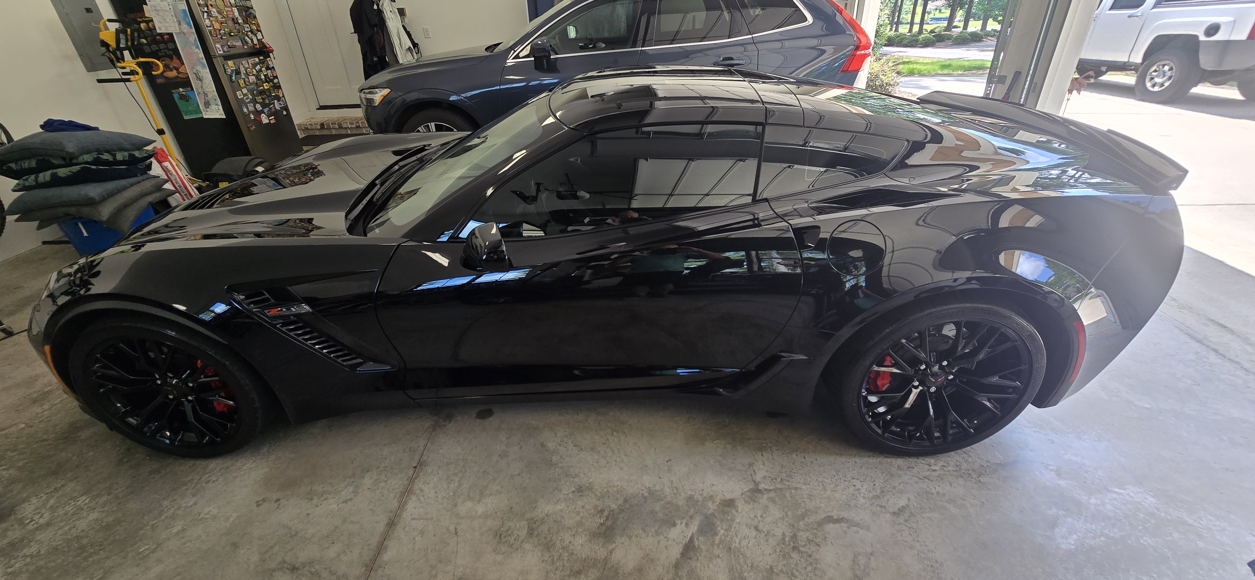 Used 2016 Chevrolet Corvette Z06 w/ 3LZ Preferred Equipment Group RWD image 16