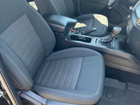 Used 2019 Ford Ranger XLT w/ Equipment Group 302A Luxury AWD/4WD image 19