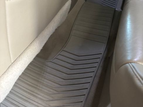 Used 2020 GMC Yukon XL SLT w/ Open Road Package image 17