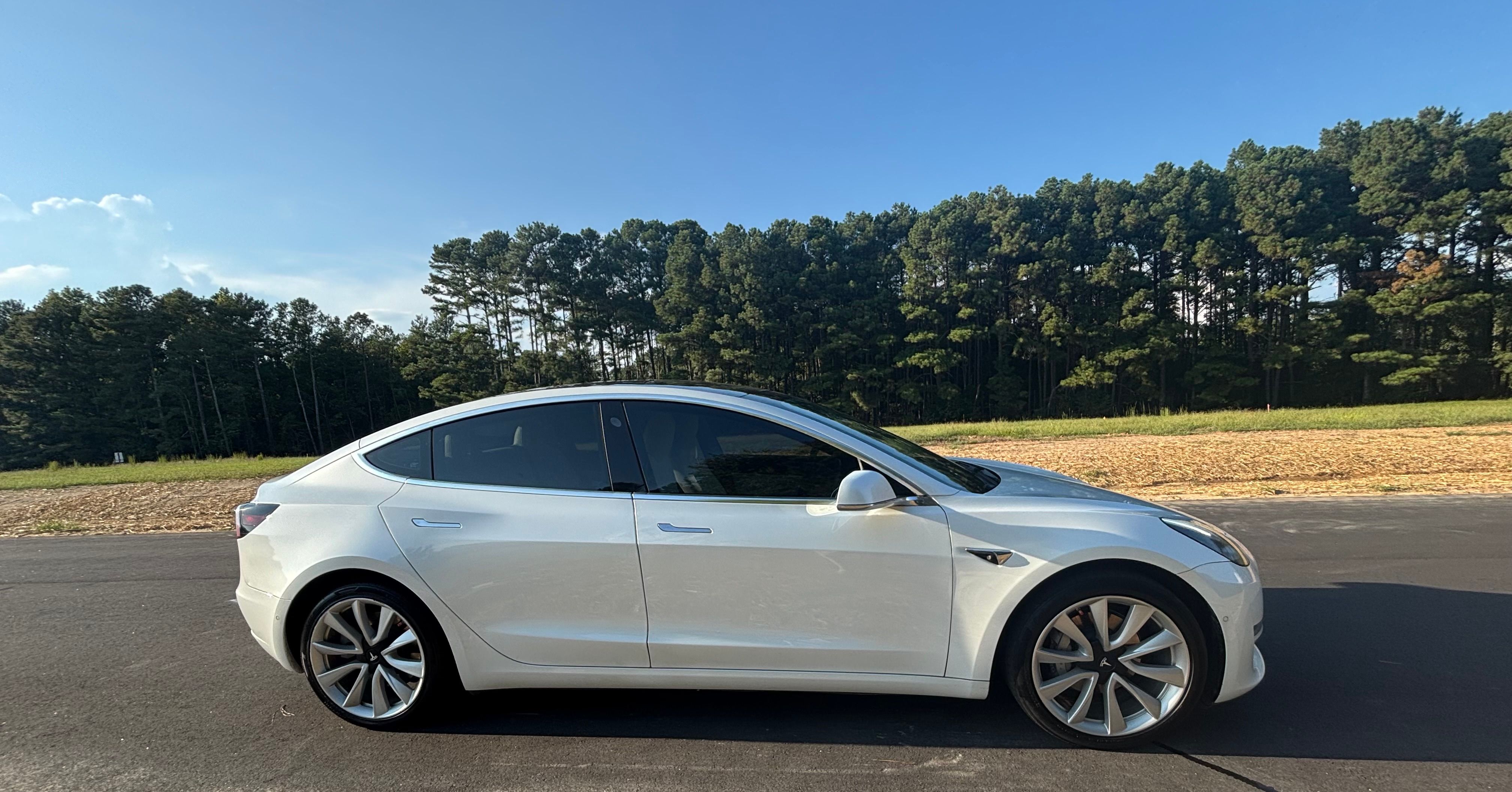 Used 2020 Tesla Model 3 Long Range AWD/4WD image 8