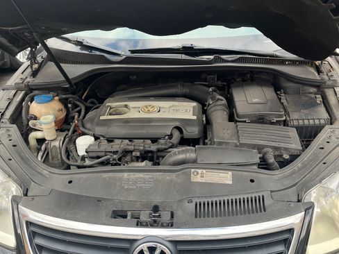 Used 2011 Volkswagen Eos Komfort image 5