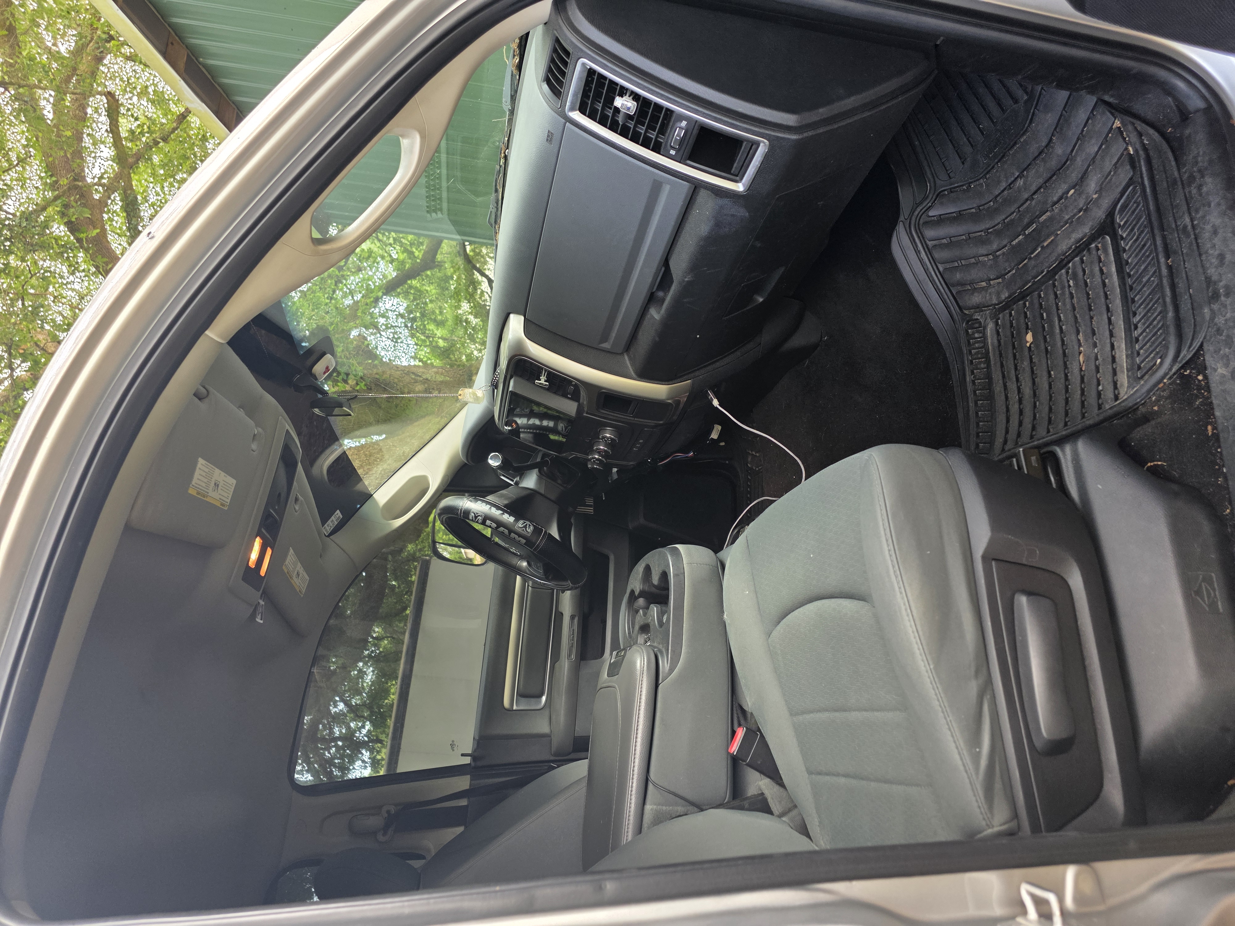 Used 2013 RAM 3500 SLT w/ Protection Group AWD/4WD image 11