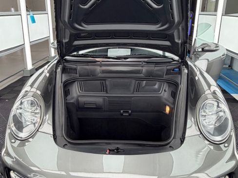 Used 2009 Porsche 911 Turbo image 15