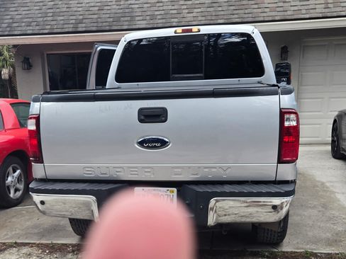 Used 2011 Ford F250 Lariat w/ Lariat Ultimate Pkg image 6